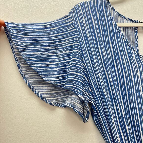 Mud Pie Rayon Striped Blue Jumpsuit Flutter Sleeves NWOT Size S - Picture 4 of 11
